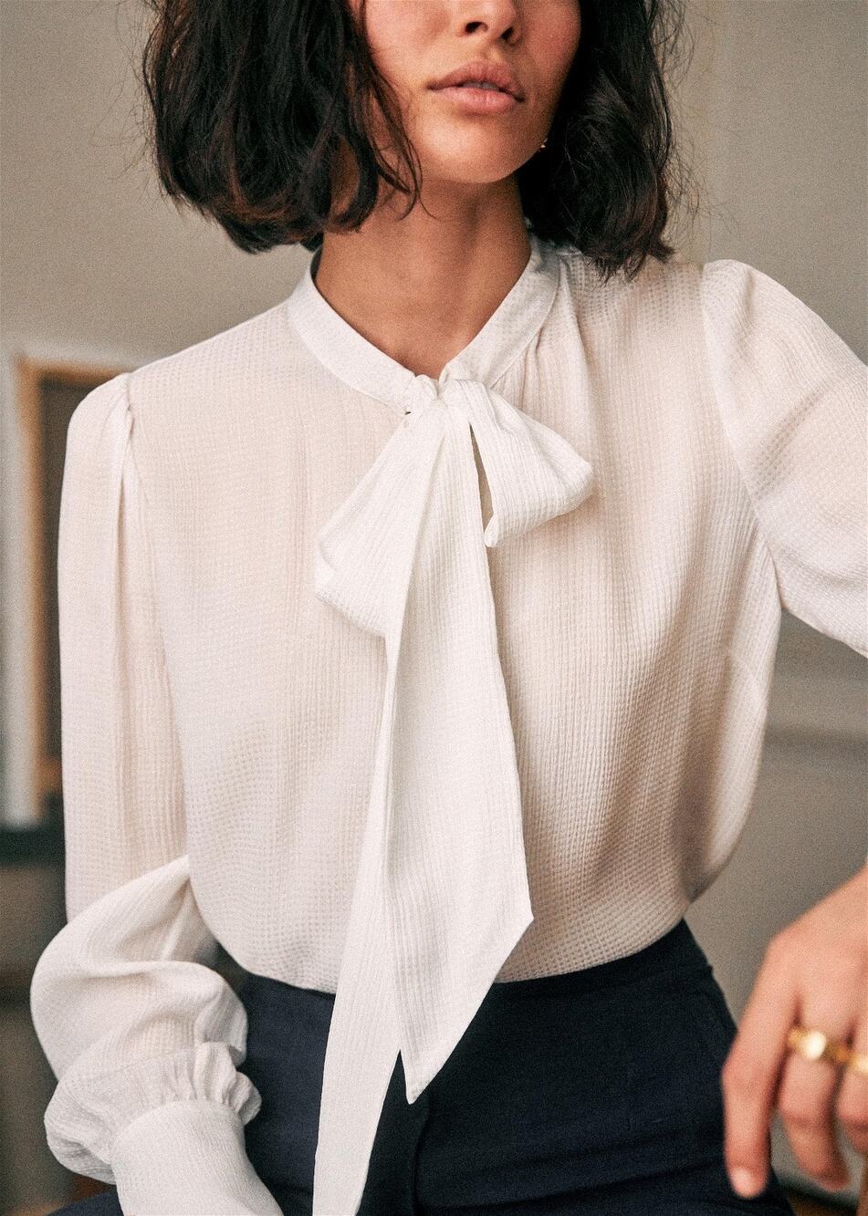 Sezane Laurya Bow Blouse White 100% Silk FR34 Rare 2019 Collection